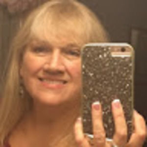 Meet your Posher, Debra